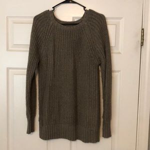 Gently worn AEO women’s sweater